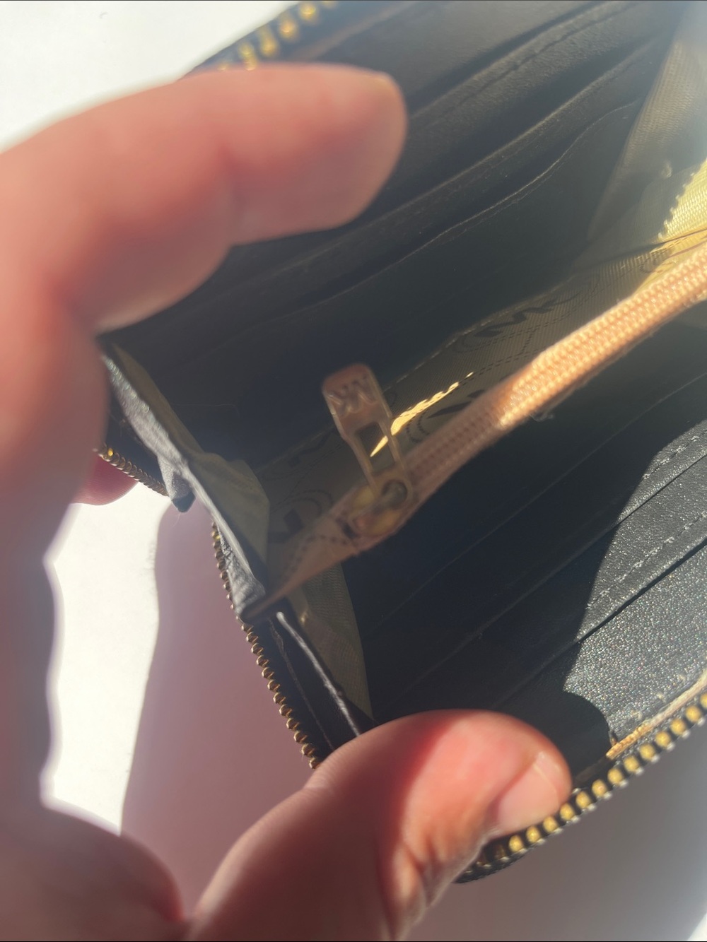 Michael Kors Black Patent Leather Coin Wallet with Gold MK Emblem - Picture 5 of 5